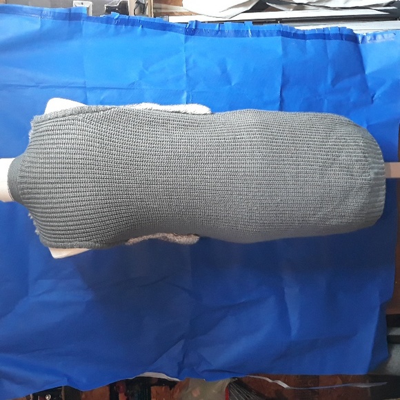 Gray Sweater Vest Shaker Knit - Picture 4 of 7